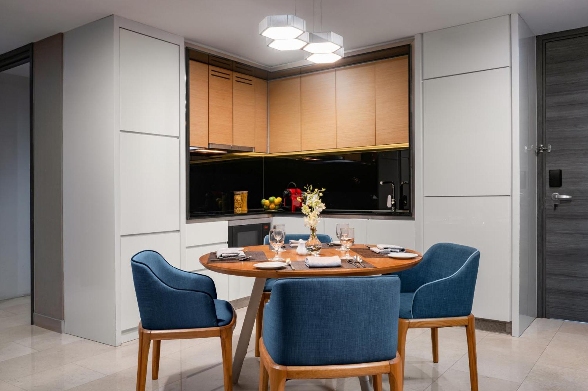 Fraser Place Puteri Harbour Nusajaya  Exterior foto A modern kitchen