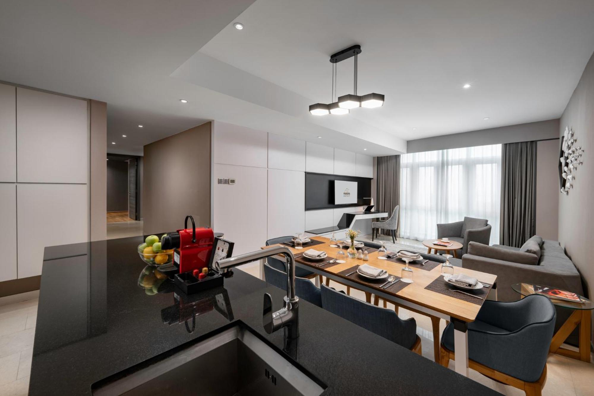Fraser Place Puteri Harbour Nusajaya  Exterior foto A modern kitchen in China