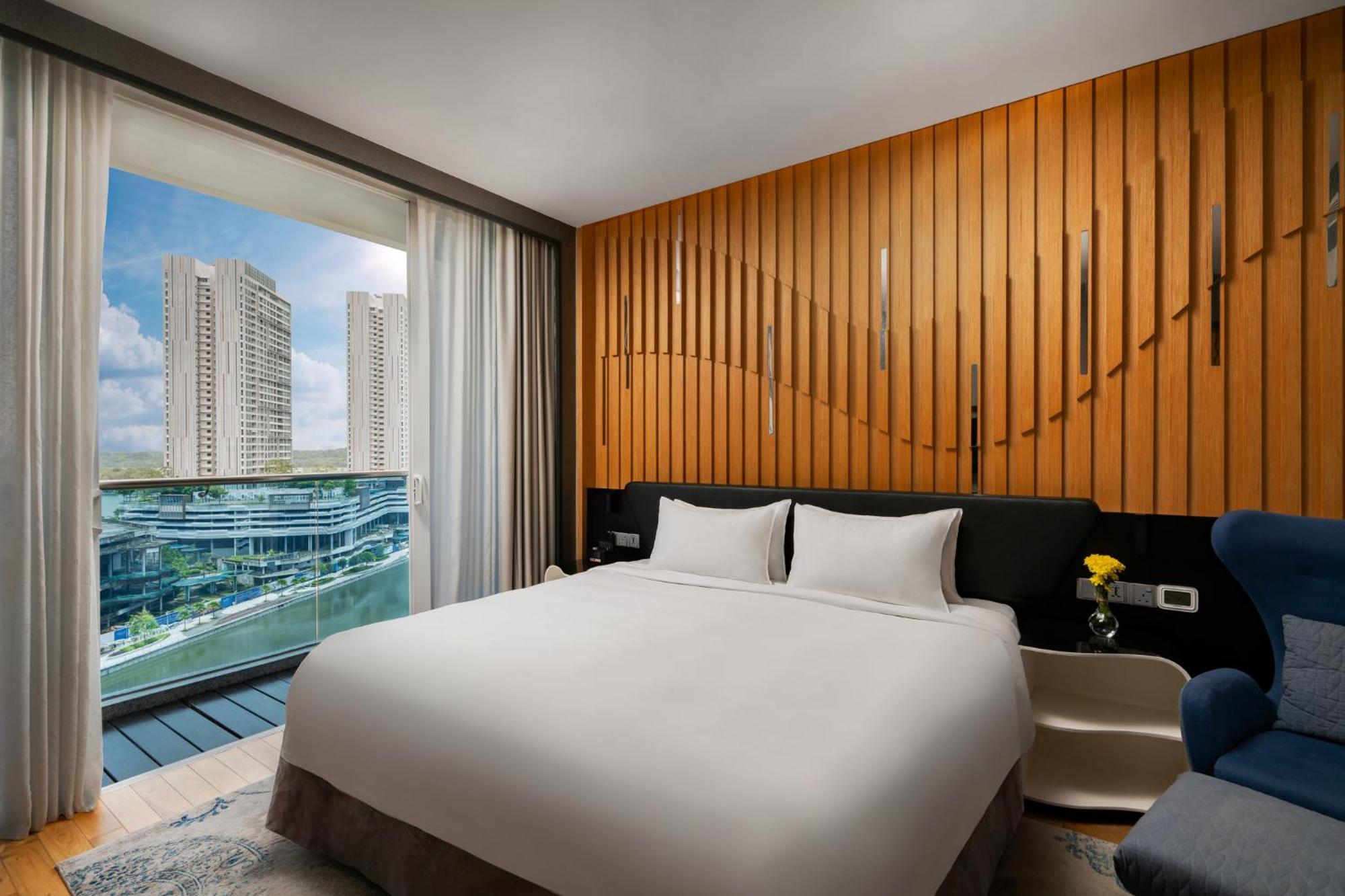 Fraser Place Puteri Harbour Nusajaya  Exterior foto Deluxe Room